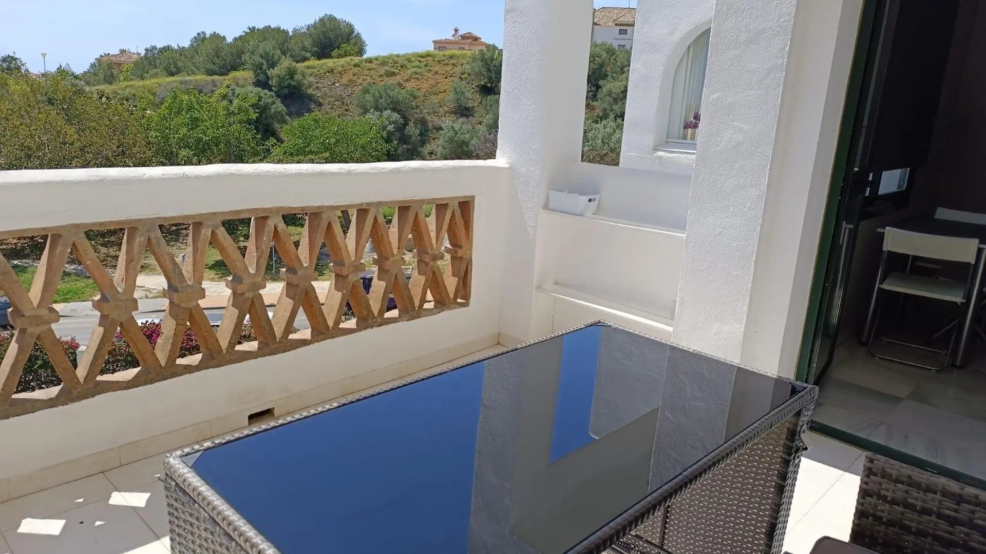 Apartamento En La Costa Del Sol Benalmadena Spain